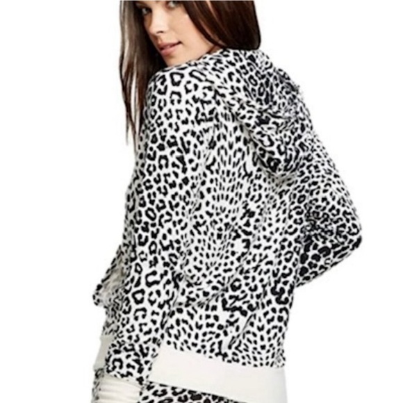 CHASER Hooded Sweatshirt Snow Leopard Cheetah Animal Print Hoodie Sz L/Large - Picture 5 of 10